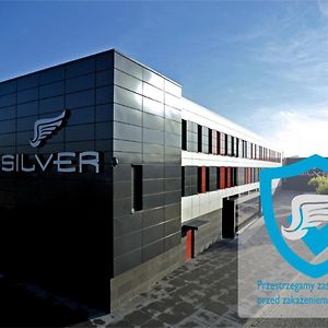 Silver Hotel & Gokart Center